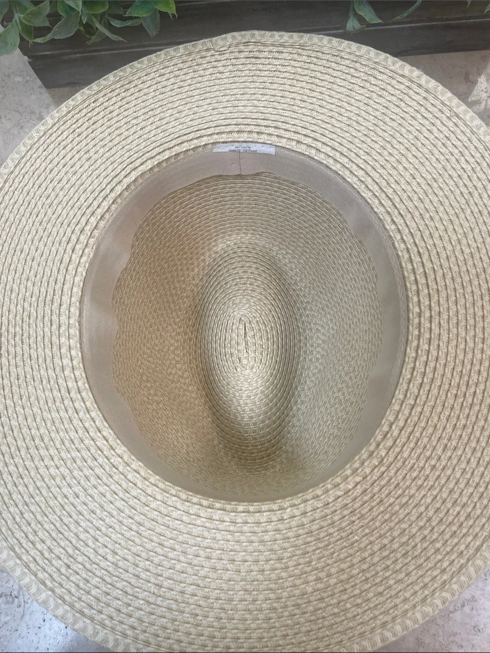 Rip Curl Beige Straw Fedora with Black Band size S/M